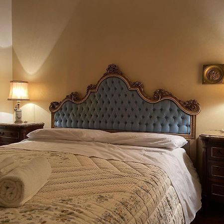 Royal Suite - Near Station & City Center Modena Ngoại thất bức ảnh