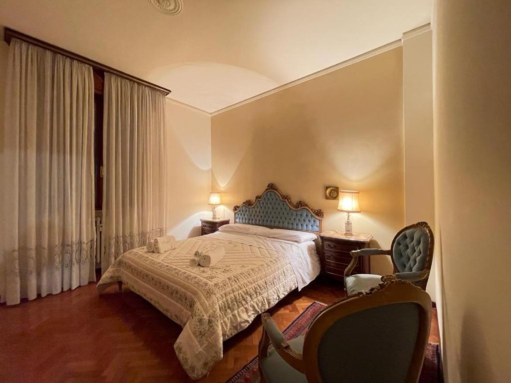Royal Suite - Near Station & City Center Modena Ngoại thất bức ảnh