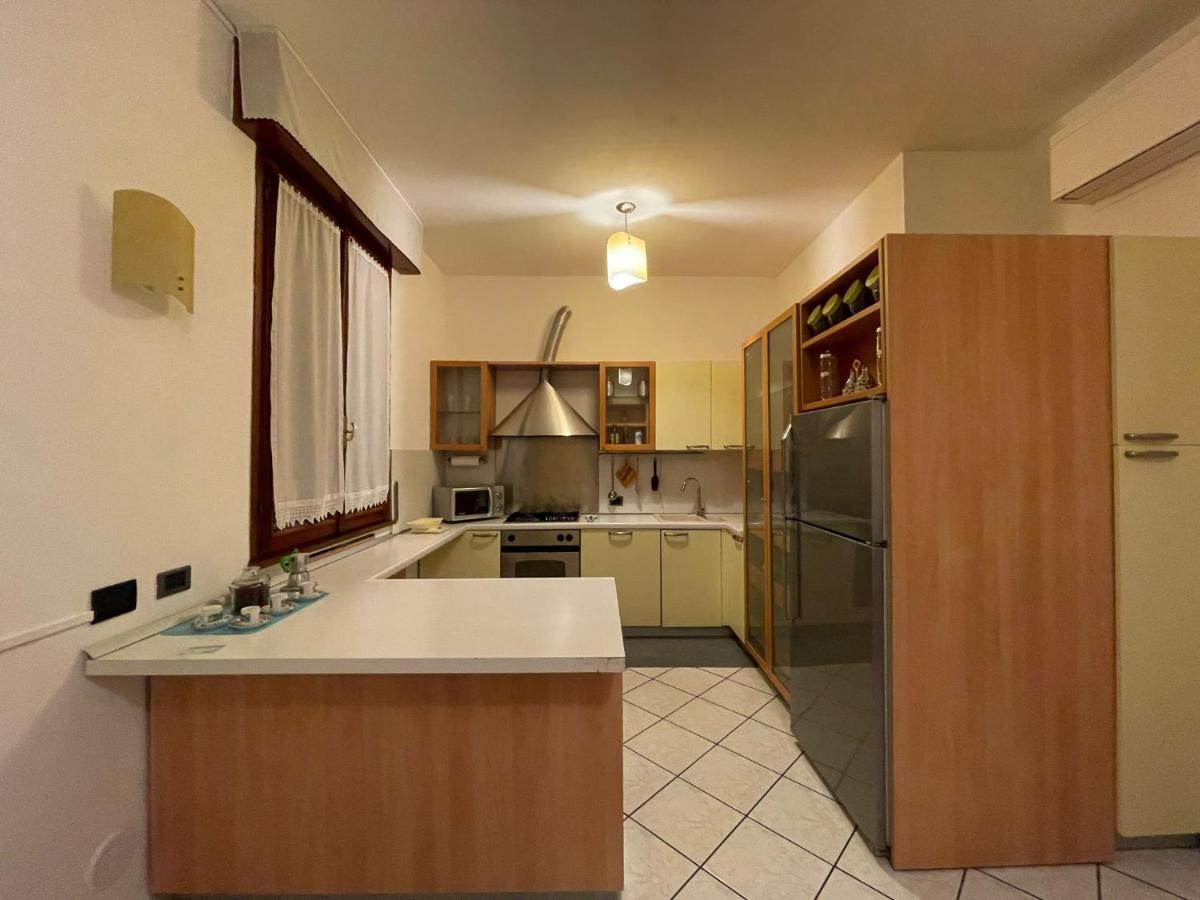 Royal Suite - Near Station & City Center Modena Ngoại thất bức ảnh