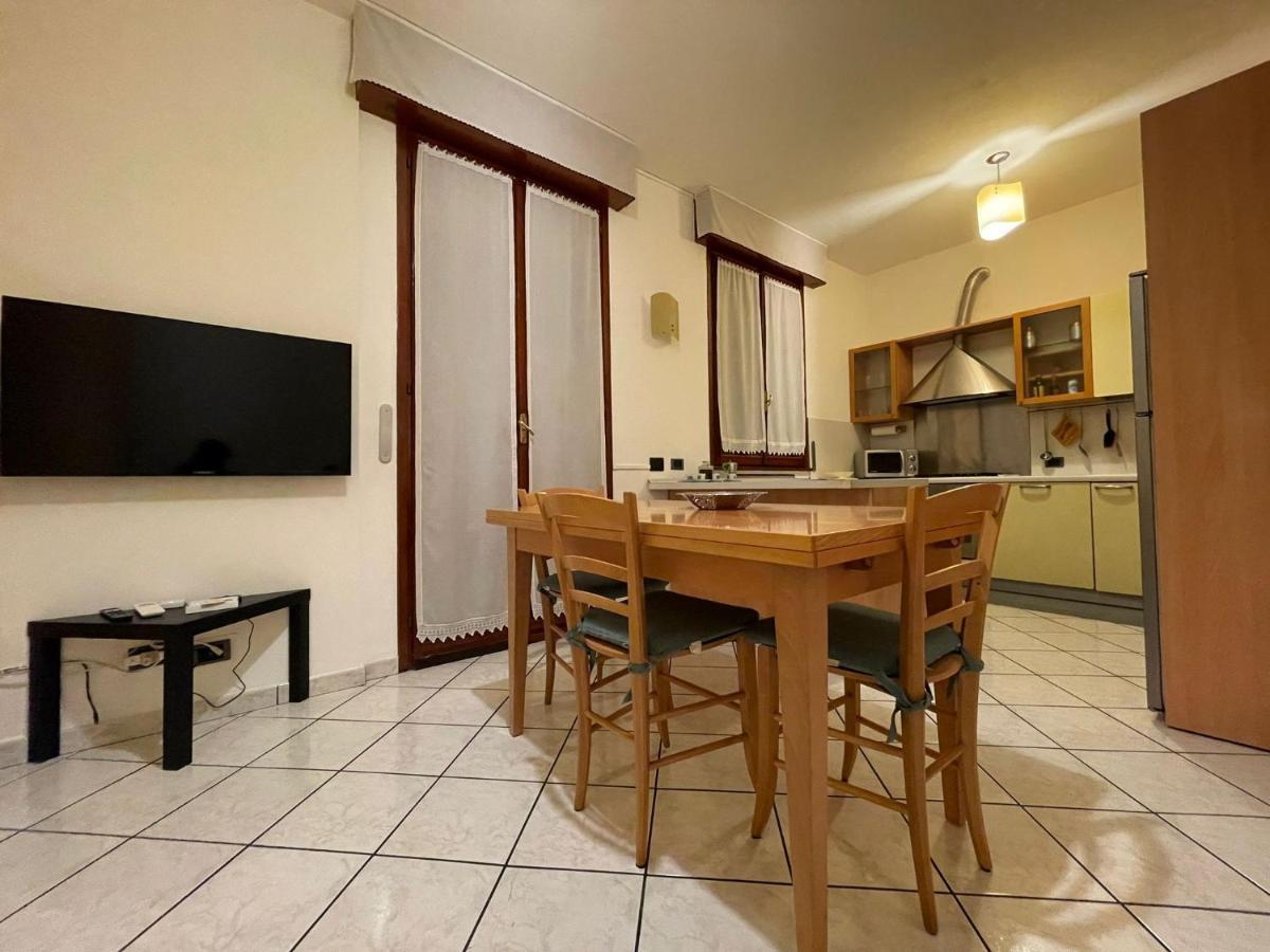 Royal Suite - Near Station & City Center Modena Ngoại thất bức ảnh